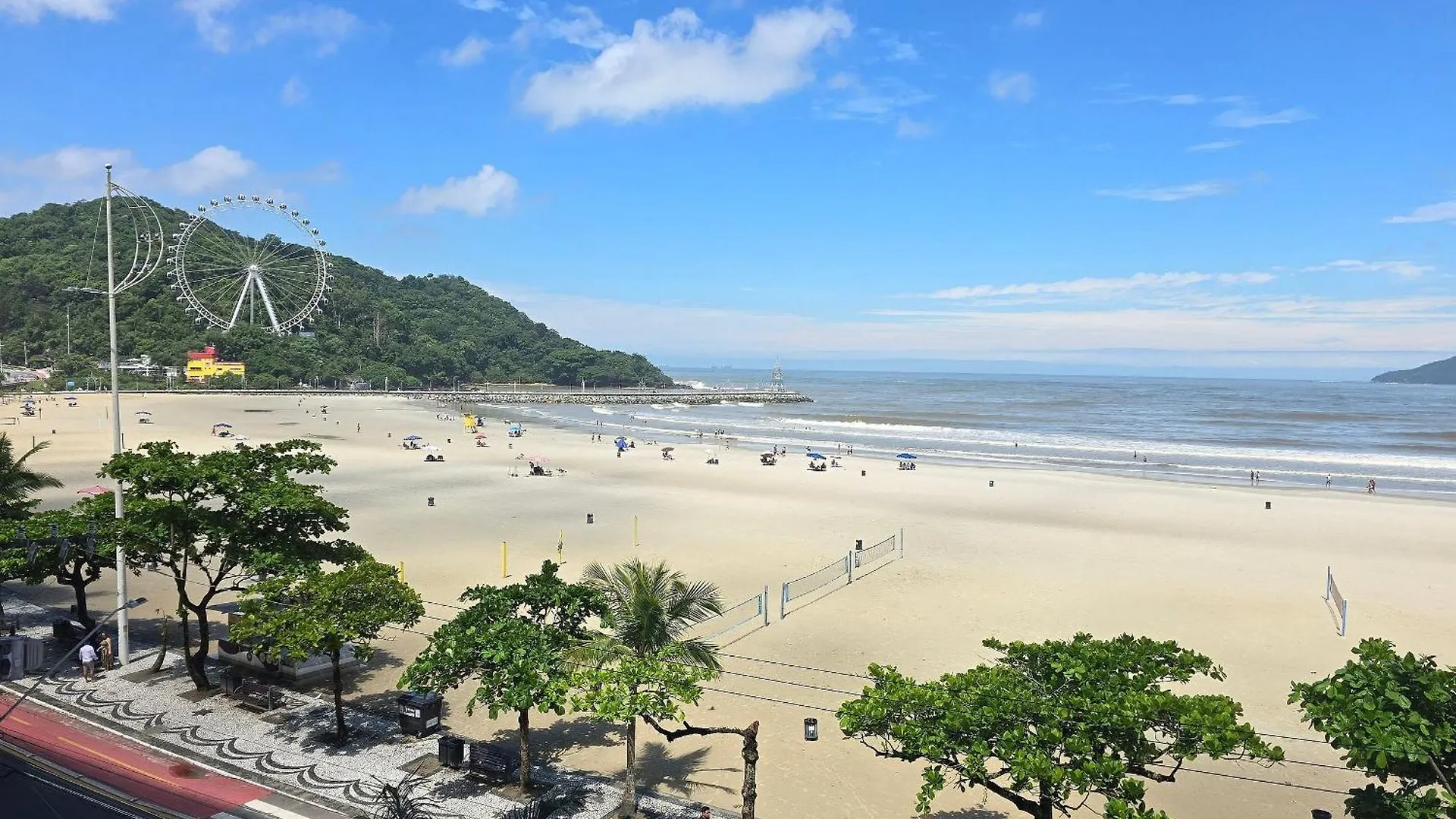 Apt 401 Frente Mar Roda Gigante 3 Quartos Balneário Camboriú 0*,  Brasil