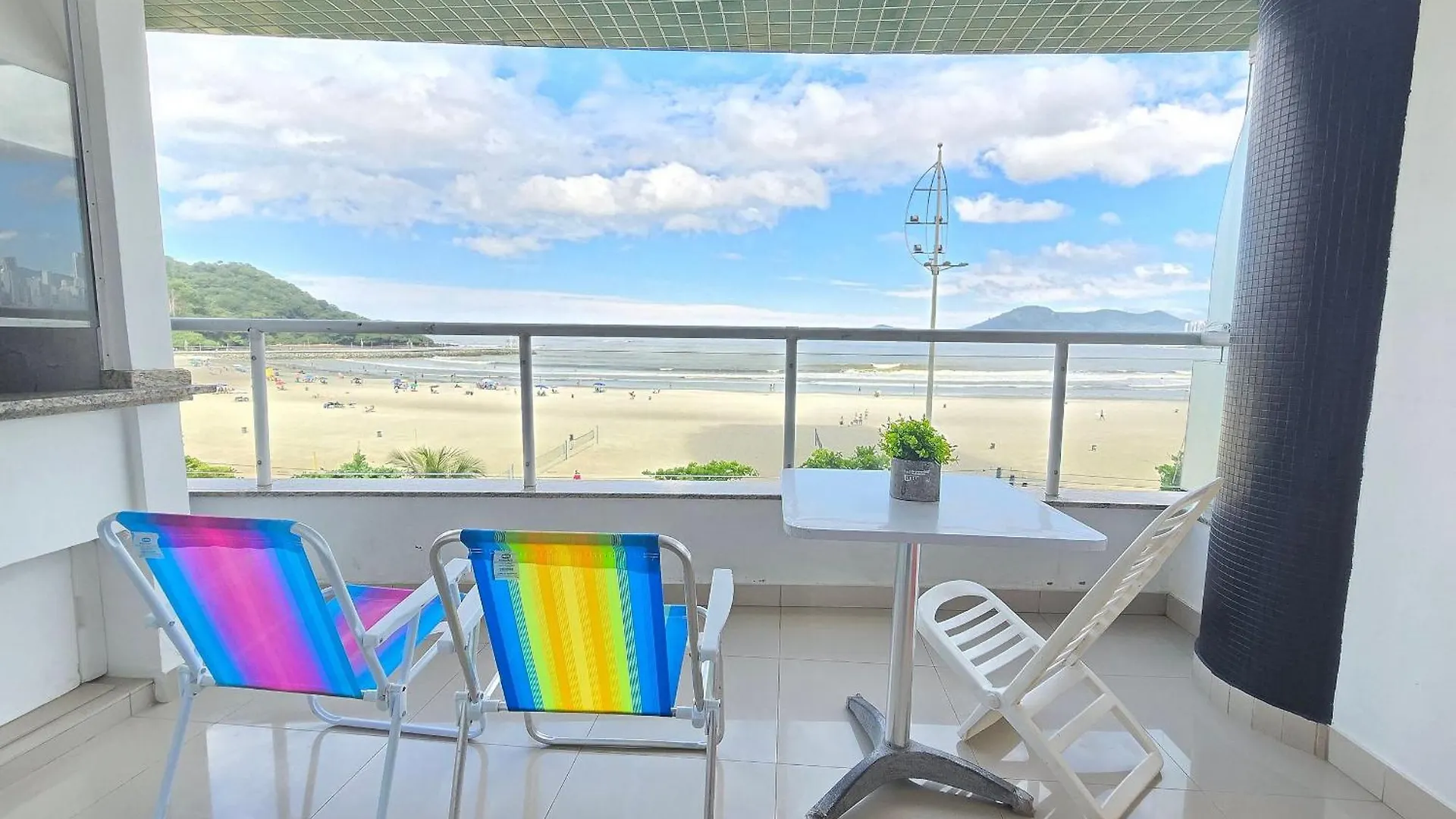 Apt 401 Frente Mar Roda Gigante 3 Quartos Balneário Camboriú Brasil